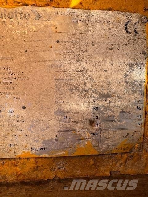 Haulotte Compact 12 剪式升降機