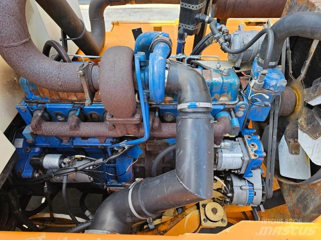 Sisu TD1506 柴油卡車