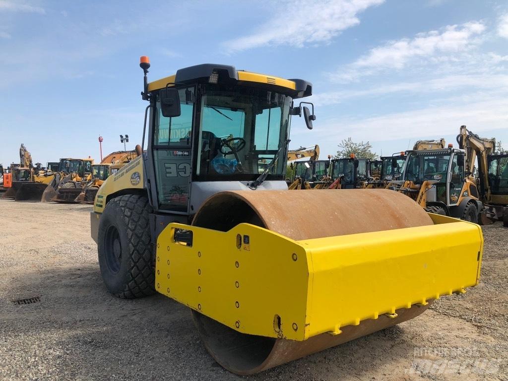 Atlas Copco CA3500 D 單輪滾壓機