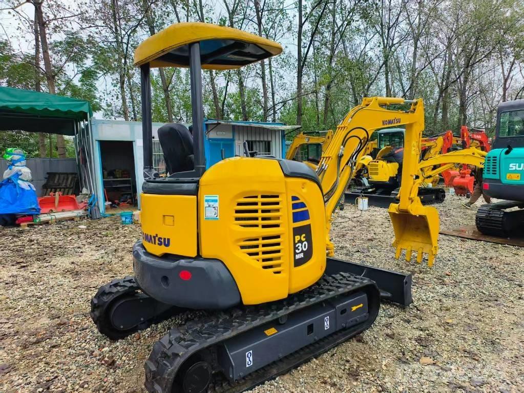 Komatsu PC 30 小型挖土機/掘鑿機<7t(小型挖掘機)