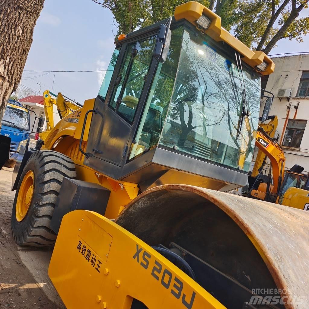 XCMG XS 202 J 單輪滾壓機