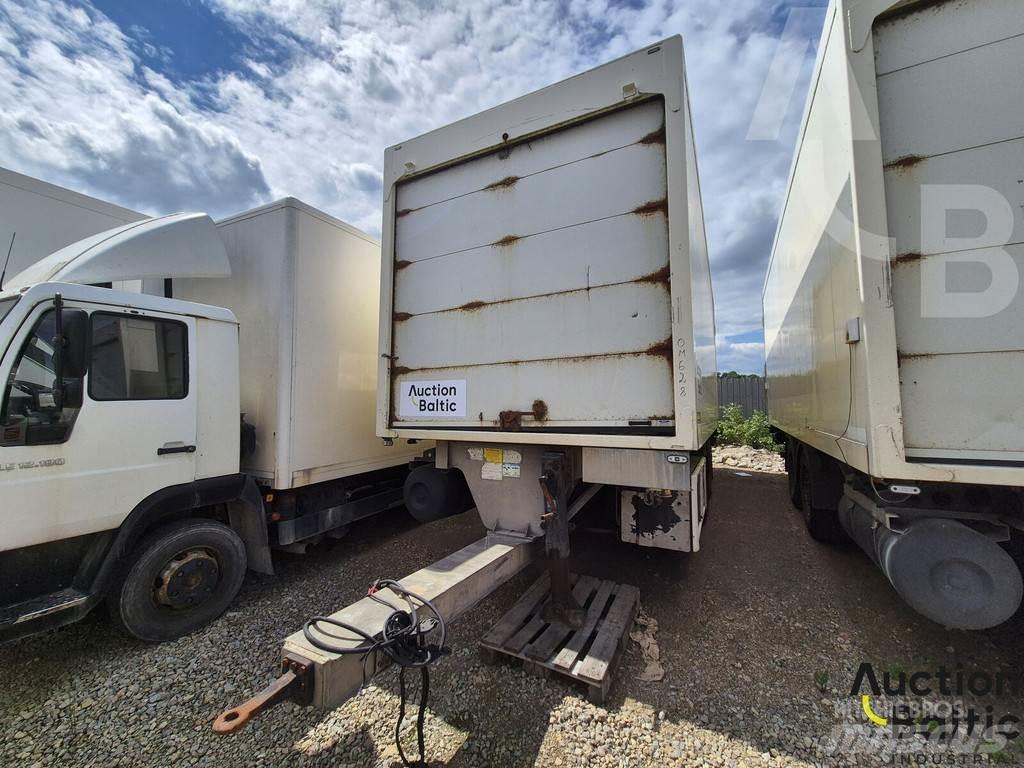 Rohr RZK 18 IV 篷布半拖車