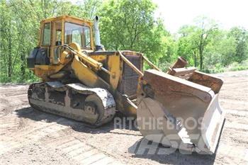 Komatsu D75S-5 推土機