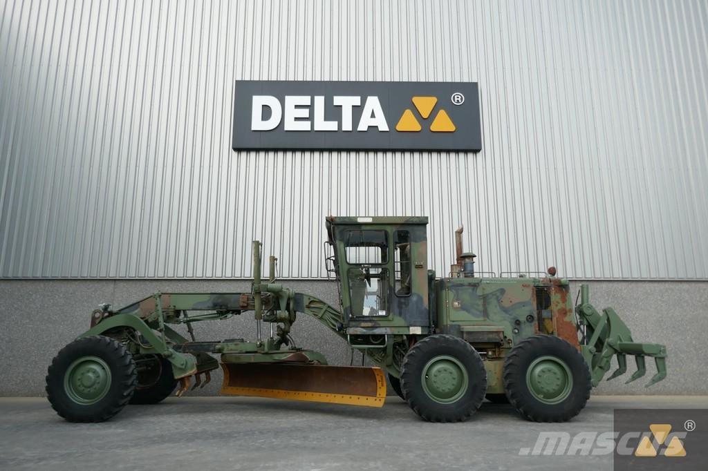 CAT 130G Ex-army 平土機