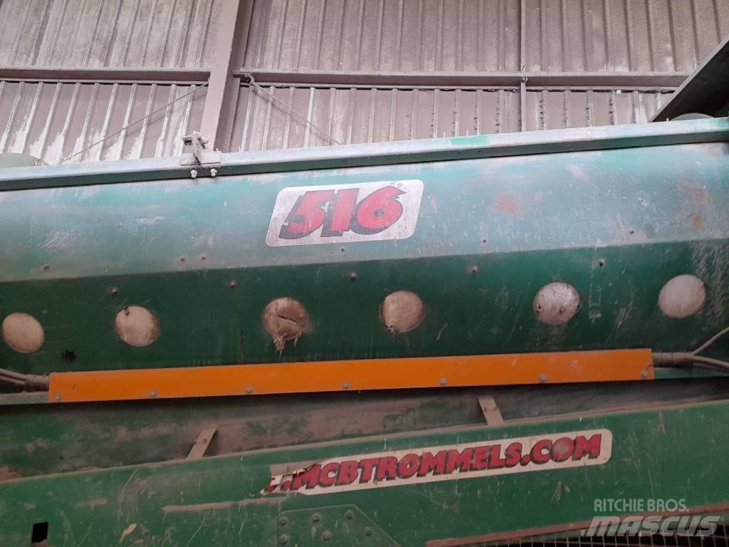 McCloskey 516RE 篩分機