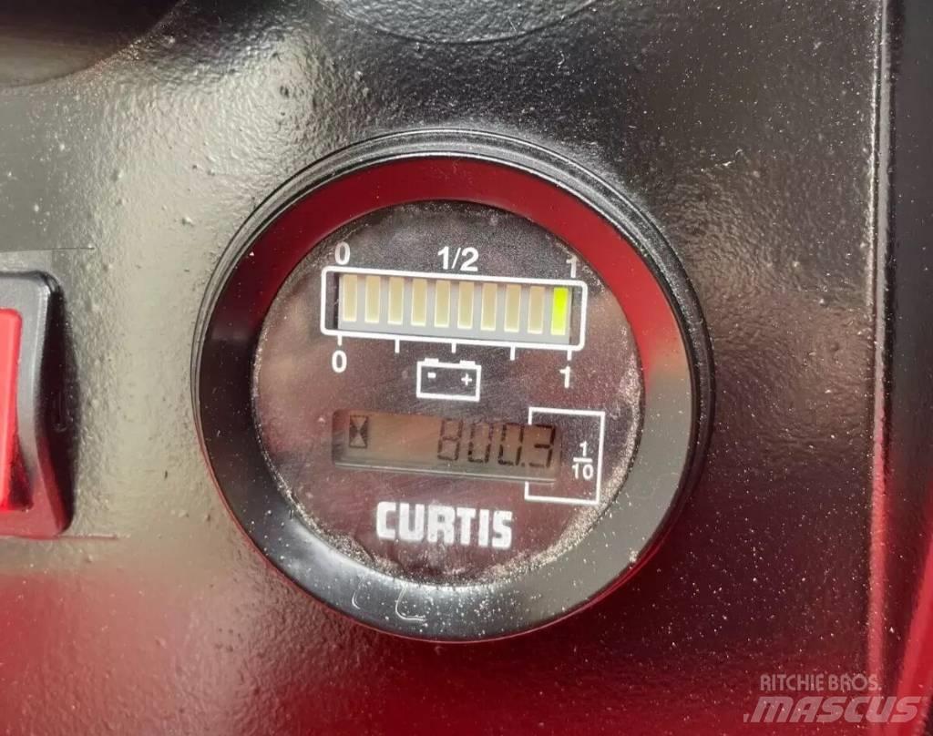 Raymond RSS40 自走式堆積機
