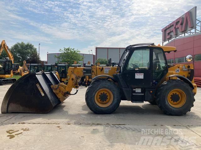 JCB 560-80 WM 伸縮臂操作車