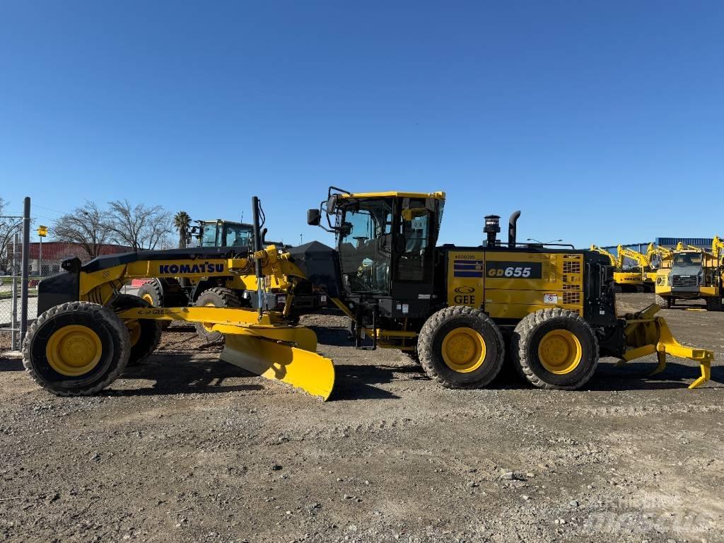 Komatsu GD655-7 平土機