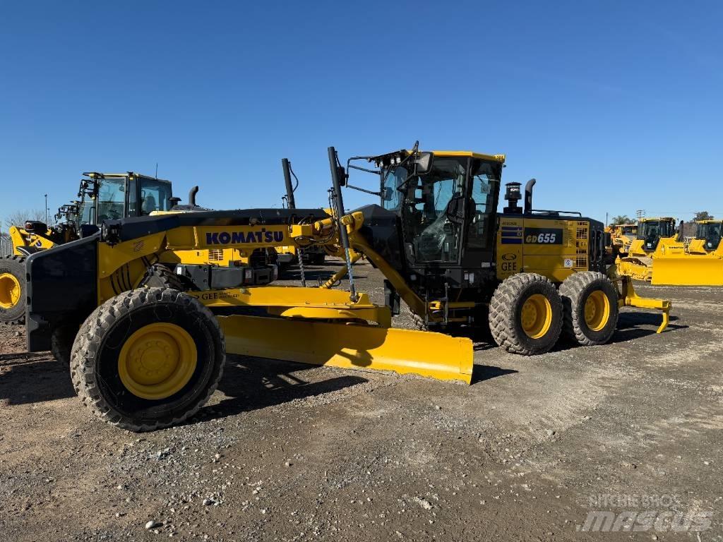 Komatsu GD655-7 平土機