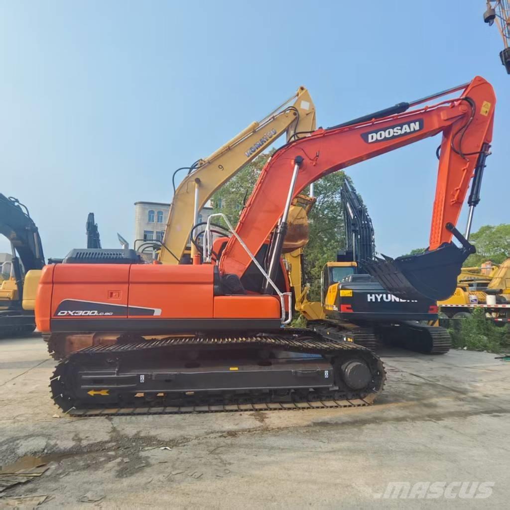 Doosan DX 300 LC 履帶式 挖土機/掘鑿機/挖掘機