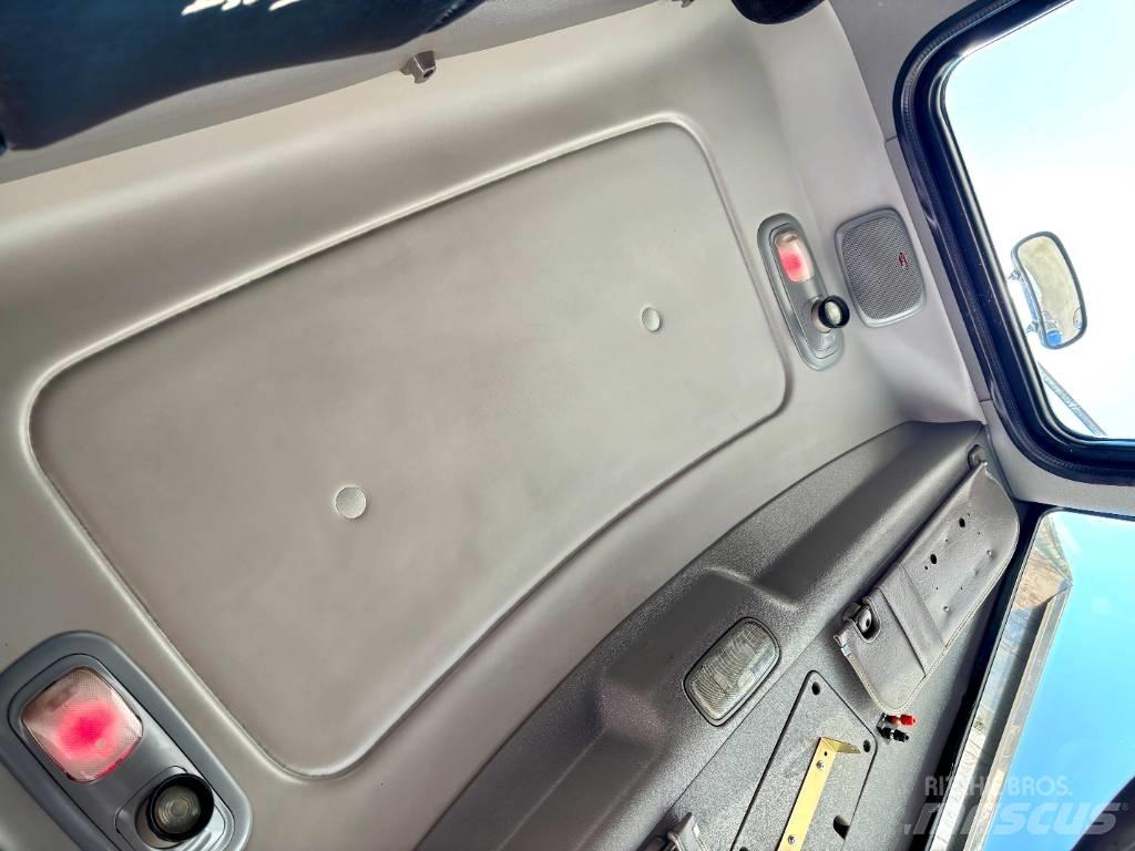 Peterbilt 388 曳引機組件