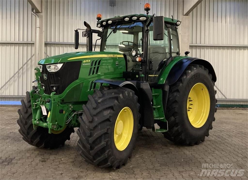 John Deere 6215R 曳引機