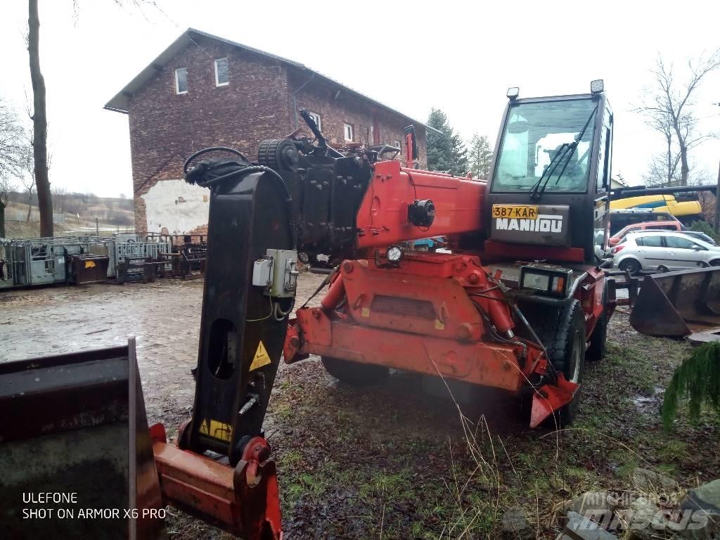 Manitou 2540 伸縮臂操作車