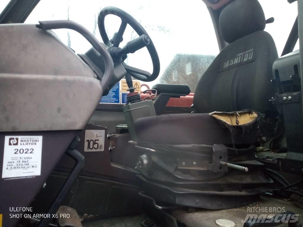 Manitou 2540 伸縮臂操作車