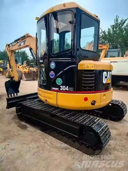 CAT 304 CR 小型挖土機/掘鑿機<7t(小型挖掘機)
