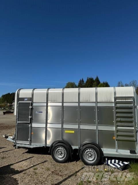 Ifor Williams TA 510 動物運輸拖車