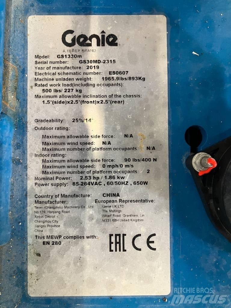 Genie GS 1330 剪式升降機