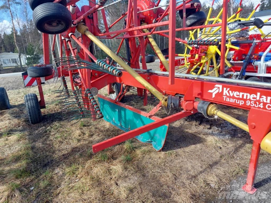 Kverneland 9584C 堆草機