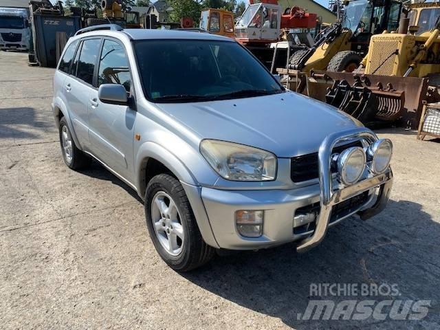 Toyota RAV-4 汽車
