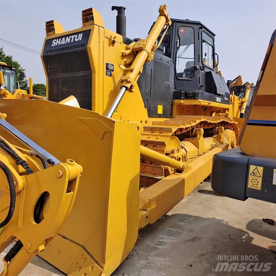 Shantui SD 32 履帶推土機