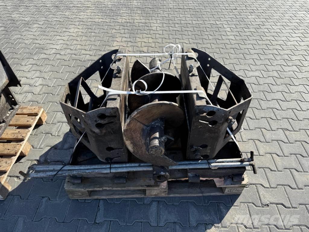 Volvo 6820 D / 7820 D 瀝青攤舖機/鋪路機