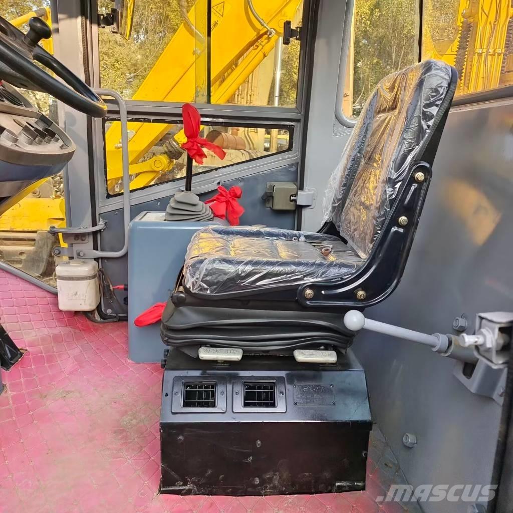 XCMG XS 143 J 單輪滾壓機