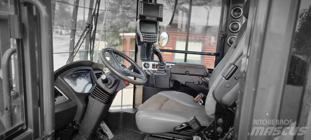 Hyundai HL 960 輪胎式裝載機