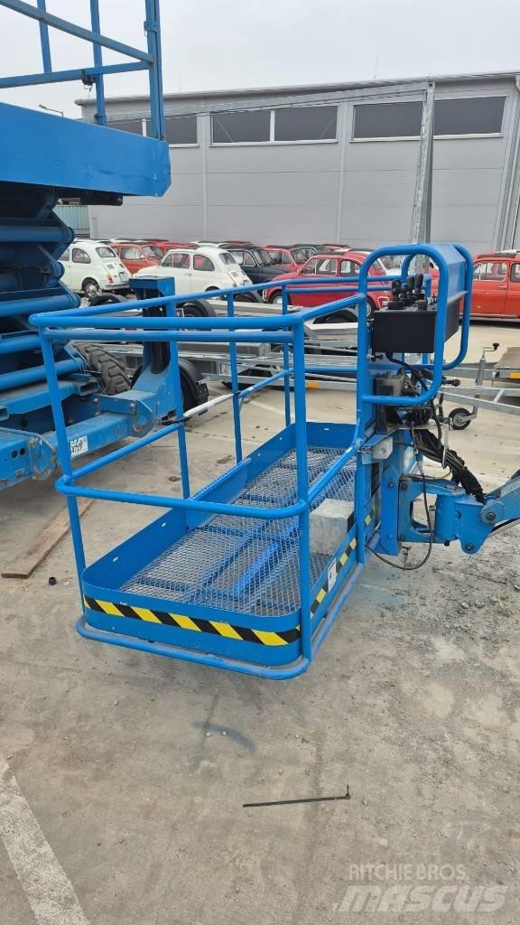 Genie ZX 135/70 曲臂高空作業車