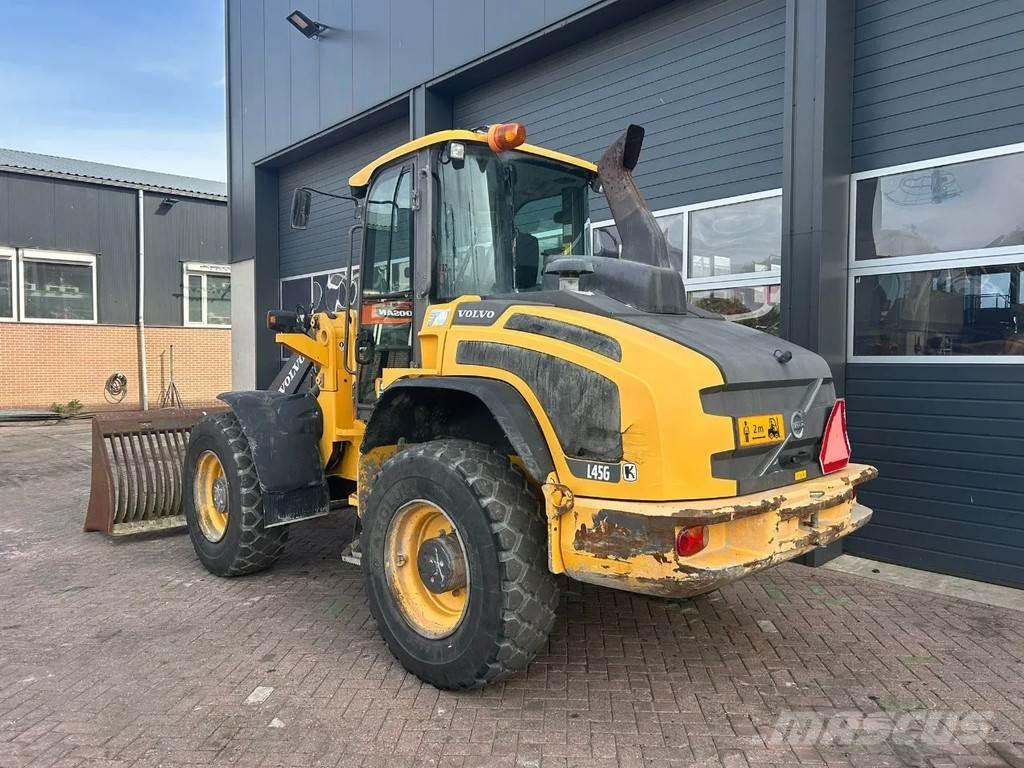 Volvo L45G 輪胎式裝載機