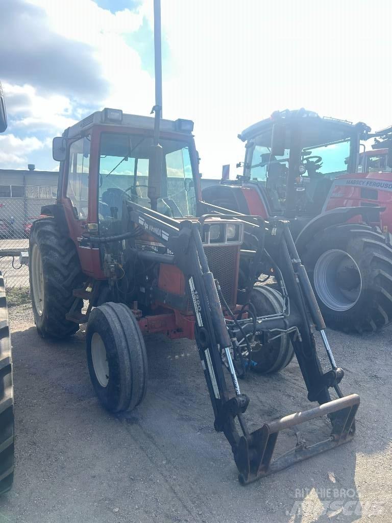 International 685 XL 曳引機