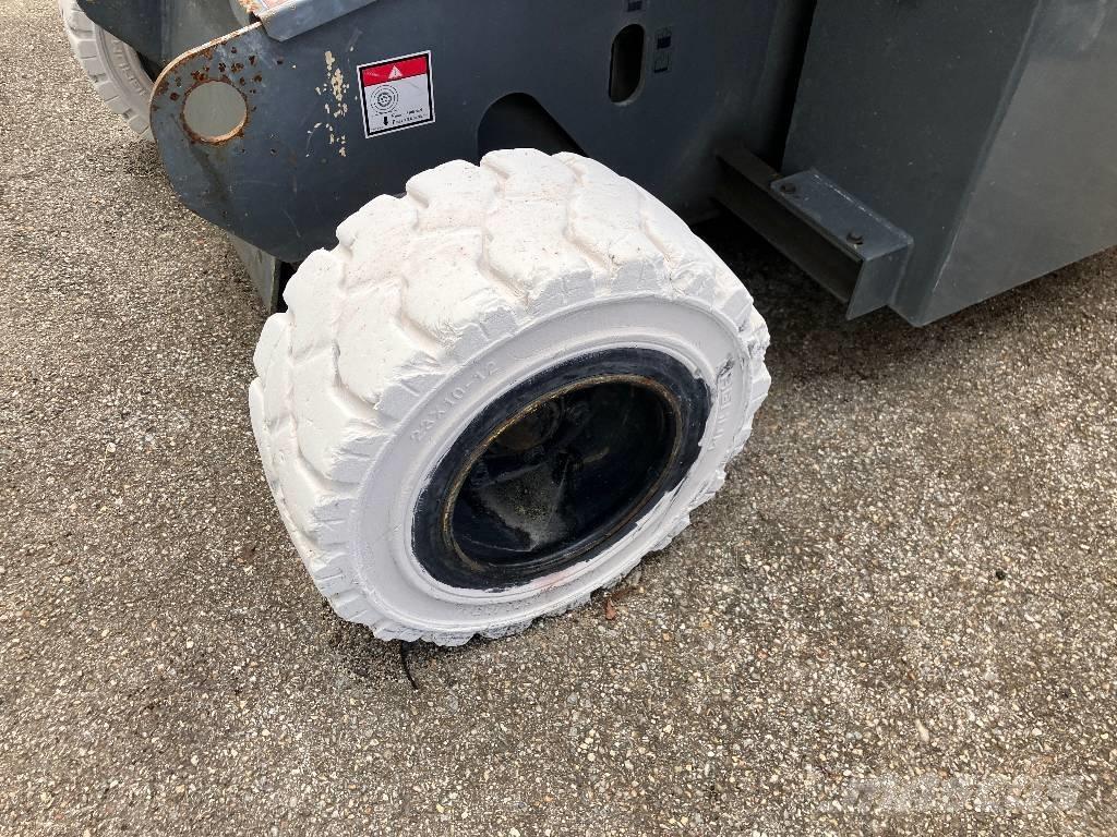 HAULOTTE HA15 IP 曲臂高空作業車