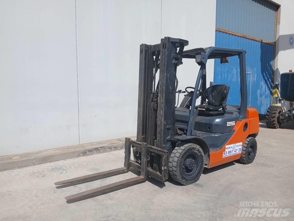 Toyota 02-8FDF25 柴油卡車