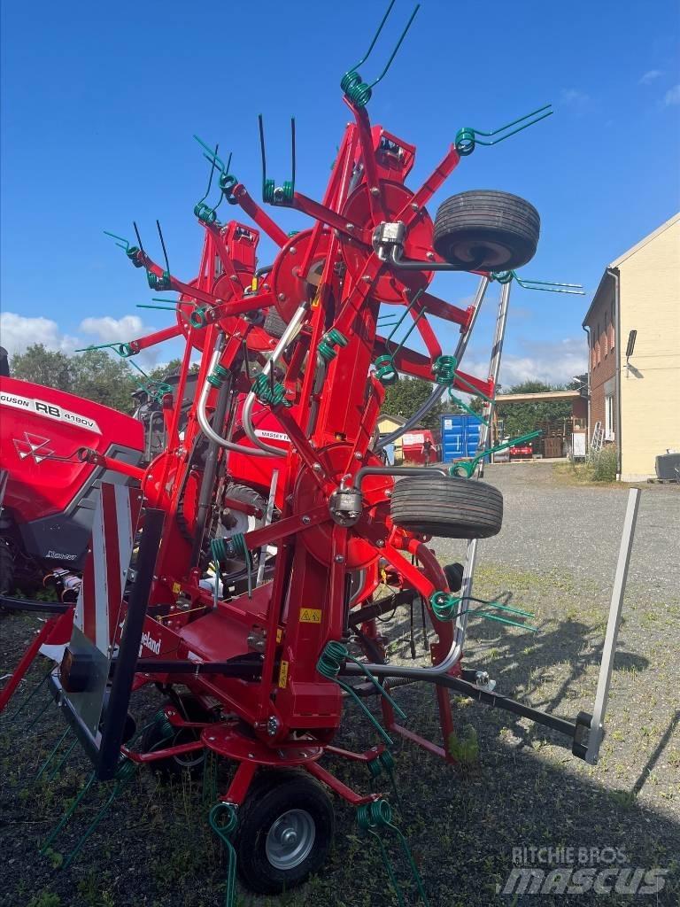 Kverneland 8590 耙與翻草機