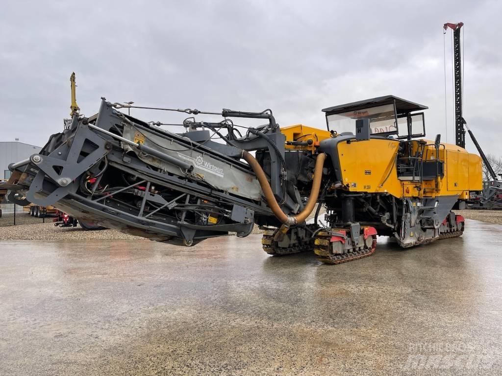 Wirtgen W250 瀝青冷銑刨機/銑床