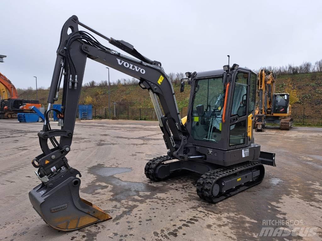 Volvo EC 37 F 小型挖土機/掘鑿機<7t(小型挖掘機)