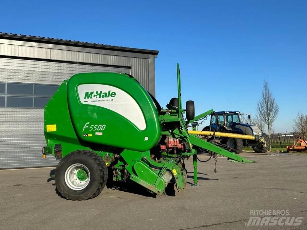 McHale F5500 牧草收穫機