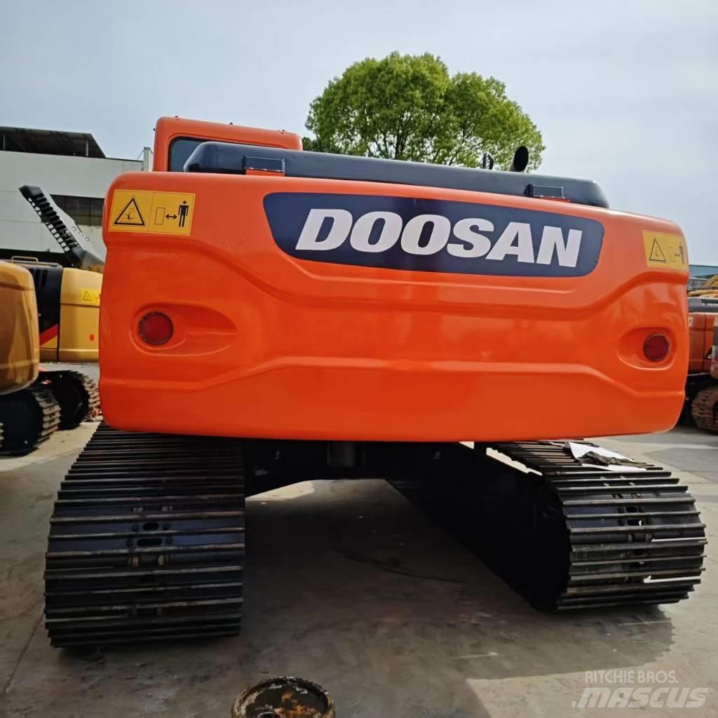Doosan DX 225 履帶式 挖土機/掘鑿機/挖掘機