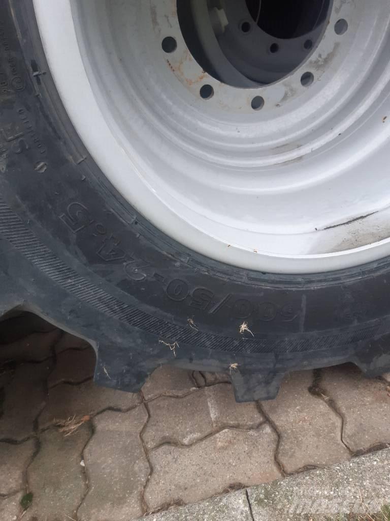 Nokian 600/50-24,5 輪胎、車輪和輪圈