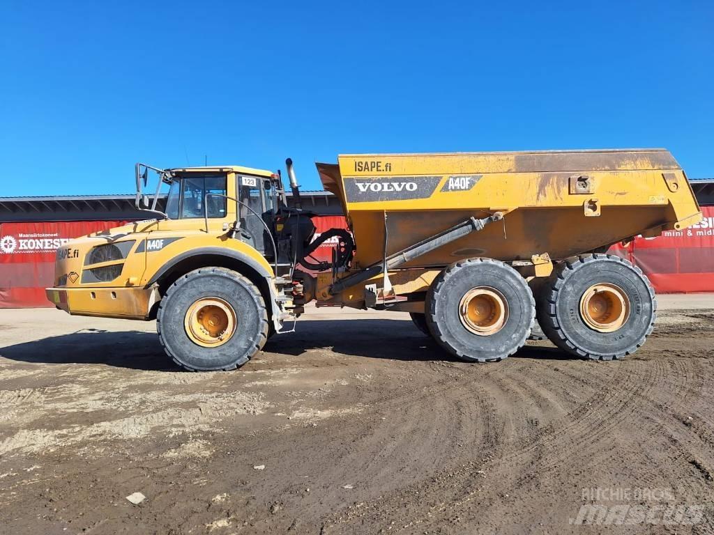 Volvo A40F DUMPPERI 鉸接式起吊車