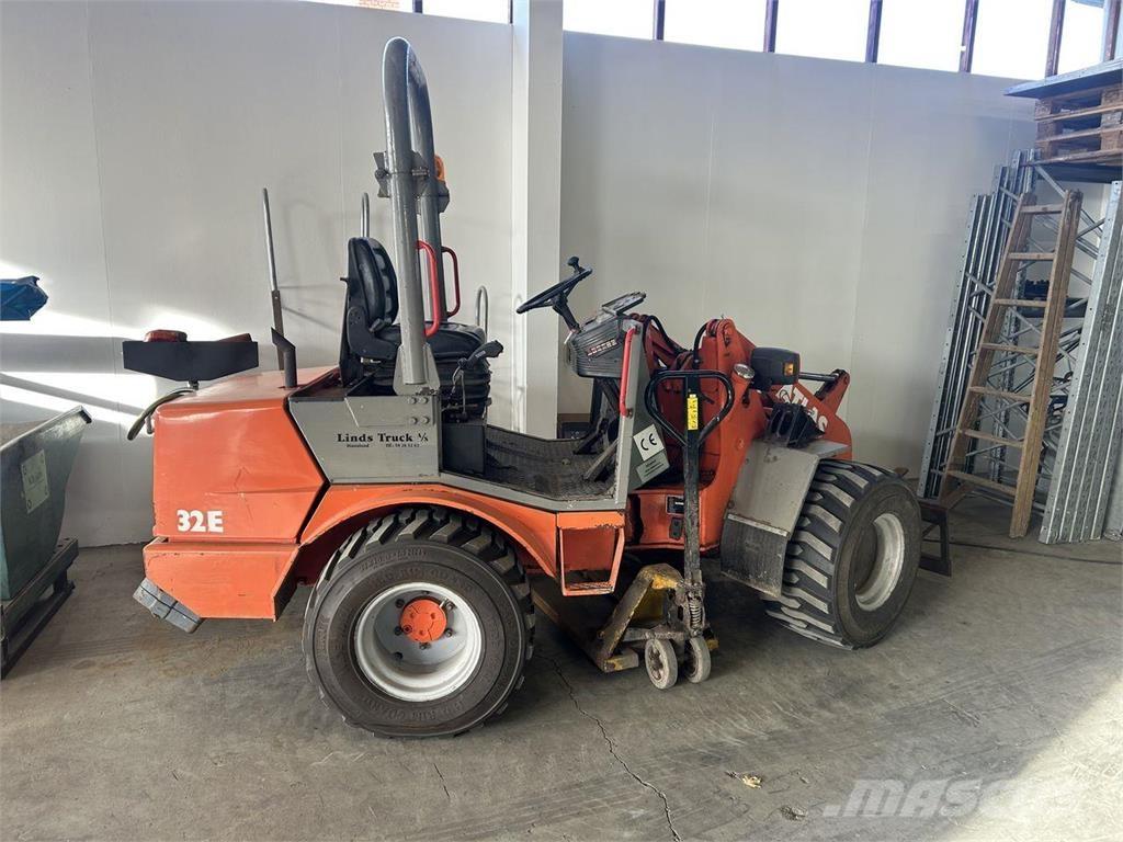 Atlas AR32E 多功能裝載機