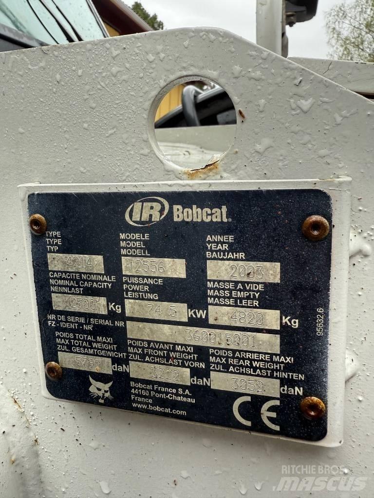 Bobcat T 2556 伸縮臂操作車