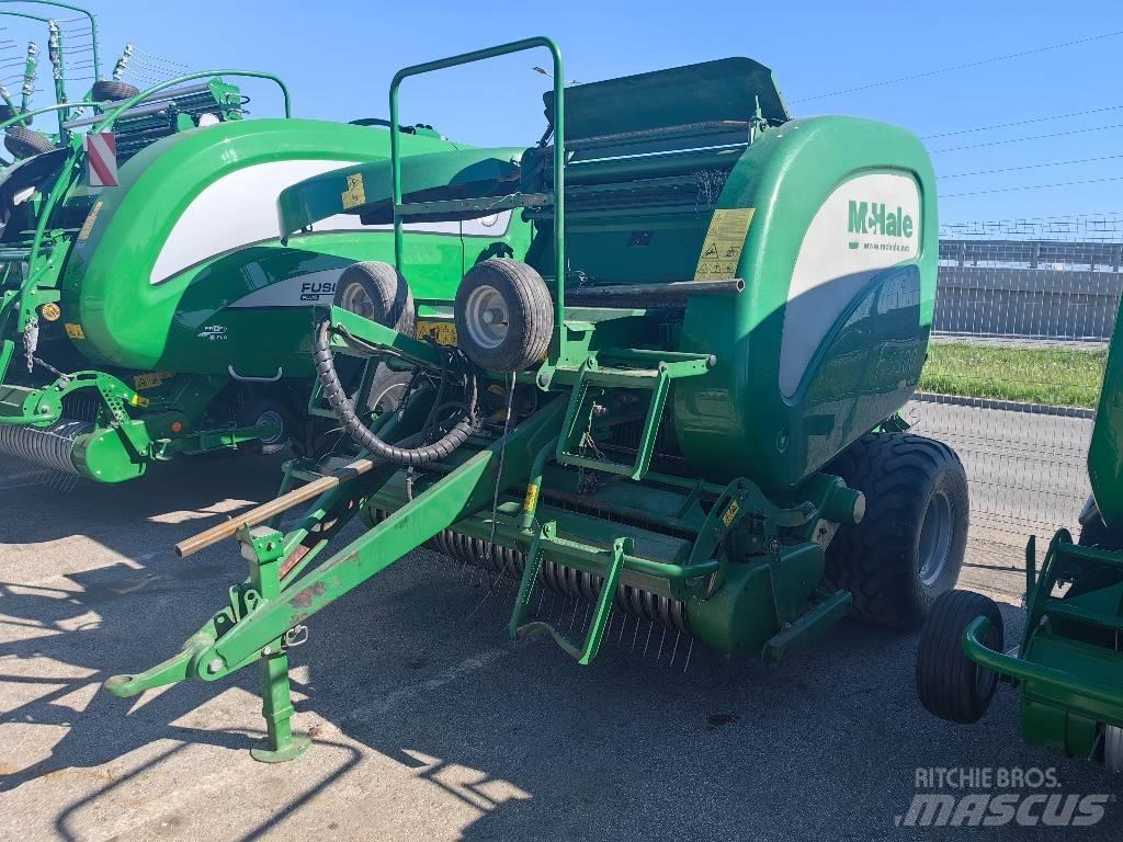 McHale F 5500 圓型牧草打包機