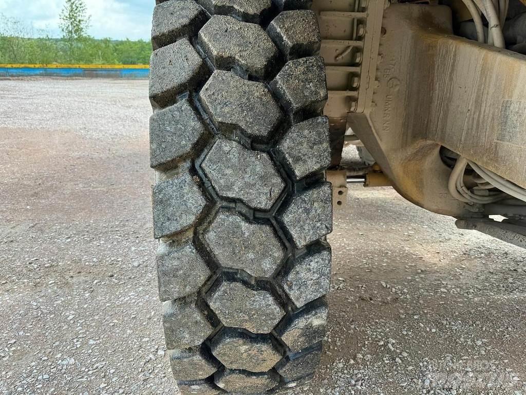 CAT 771D 側卸礦車