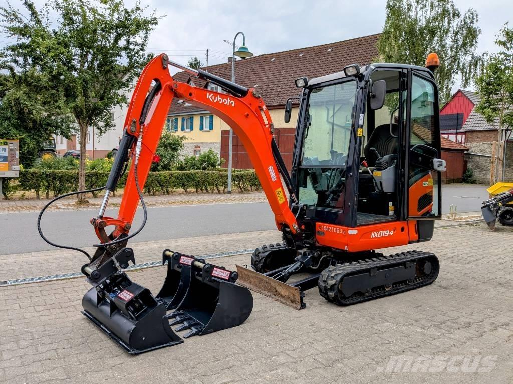 Kubota KX 019-4 小型挖土機/掘鑿機<7t(小型挖掘機)