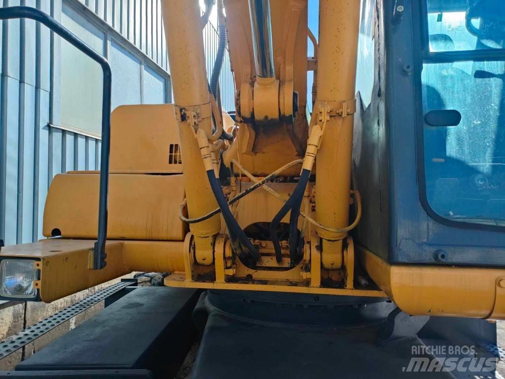 Komatsu PW 130ES-6K 旋轉式挖土機/掘鑿機/挖掘機