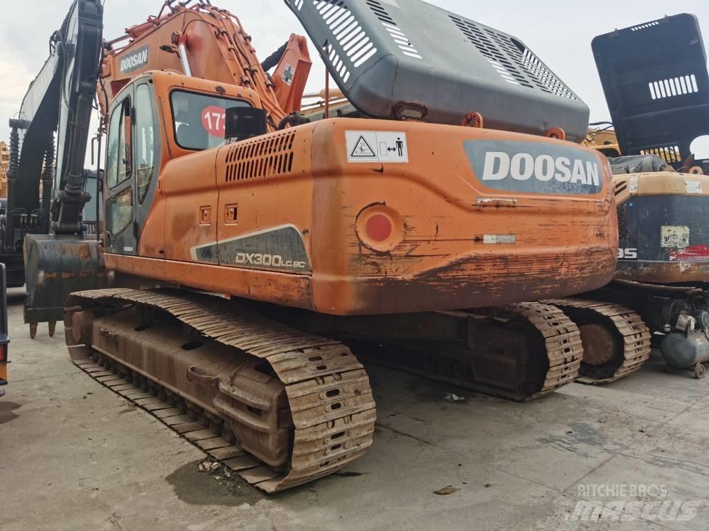 Doosan DX 300 LC 履帶式 挖土機/掘鑿機/挖掘機