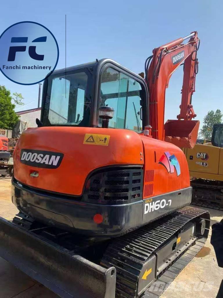 Doosan DH 60-7 履帶式 挖土機/掘鑿機/挖掘機