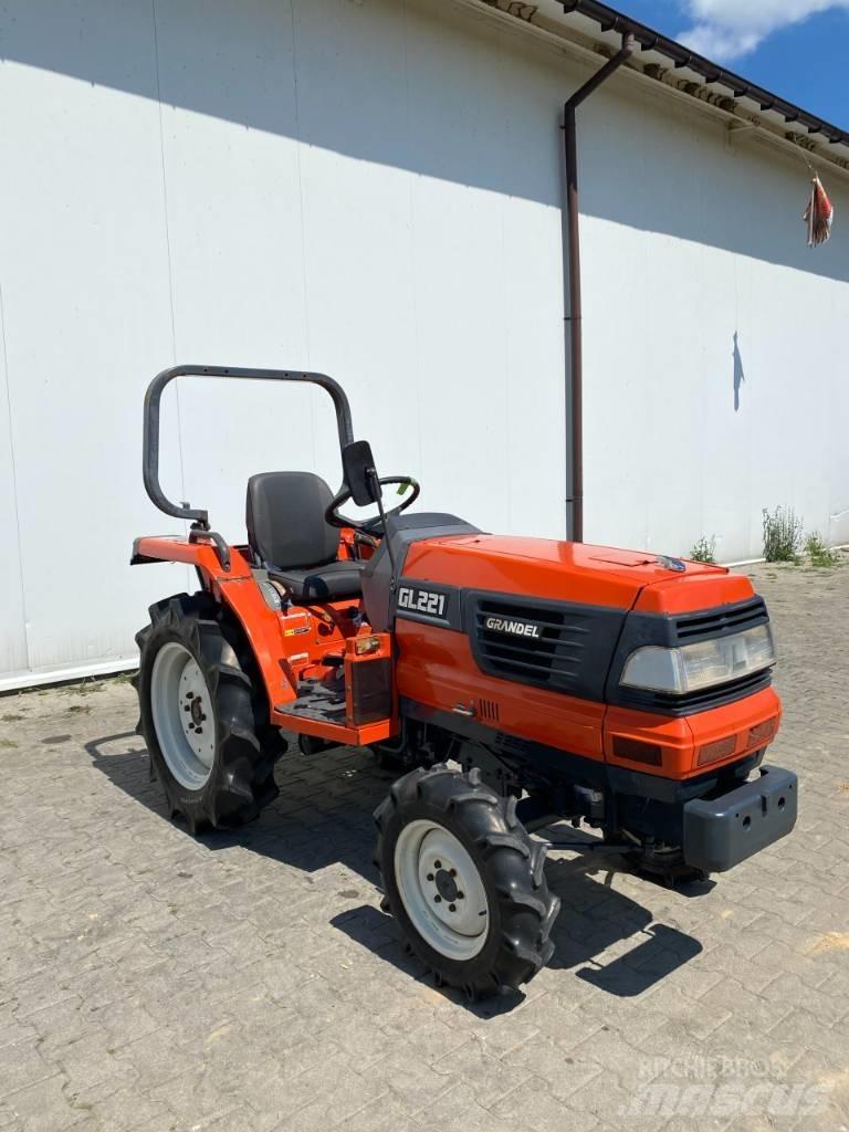 Kubota GL 221 小型曳引機