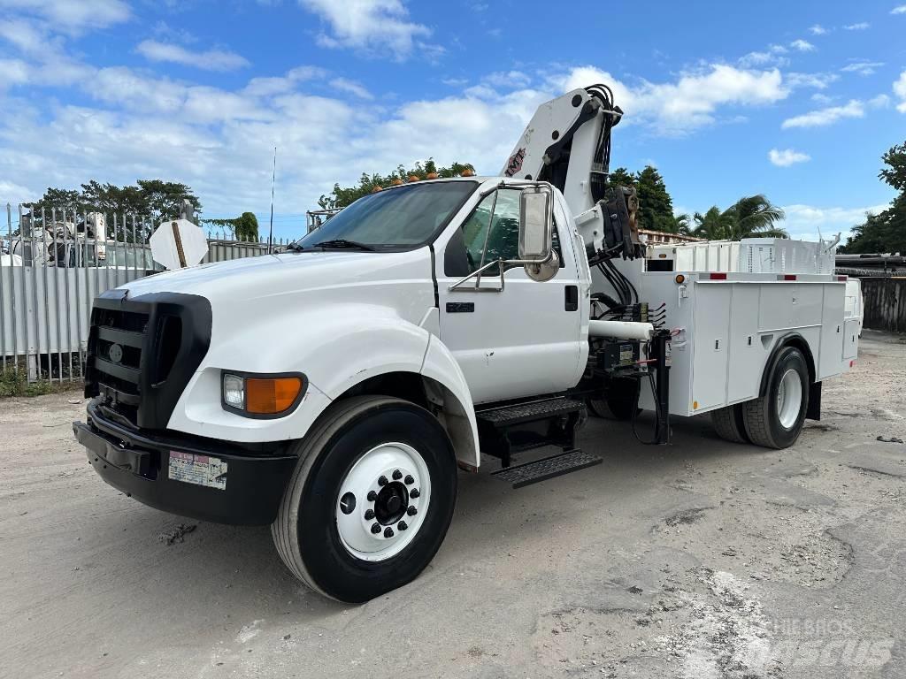 Ford F 750 XL SD 起重機卡車