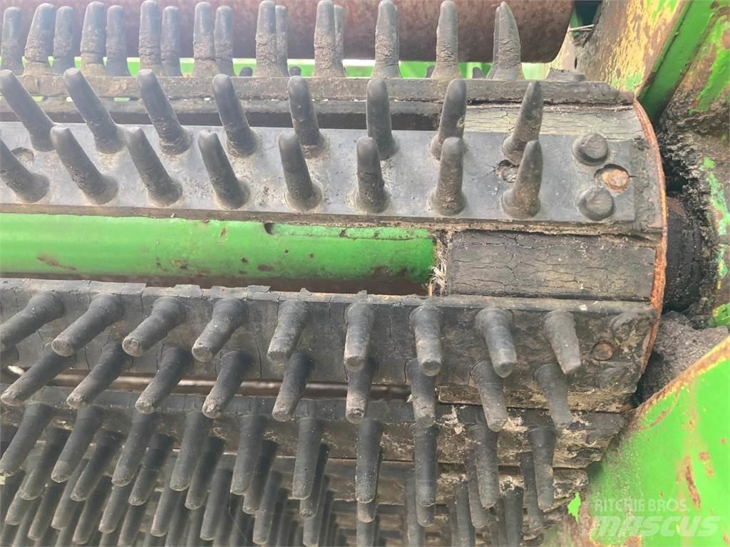 AVR Wagenrooier 馬鈴薯收穫機和挖掘機